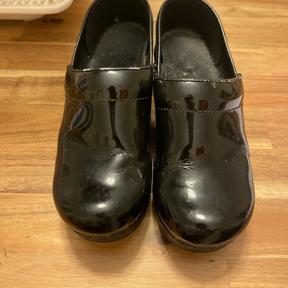 Dansko paten leather clogs size 36
